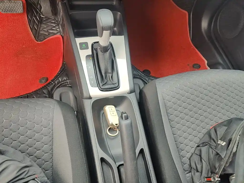 Honda Fit — миниатюра 14