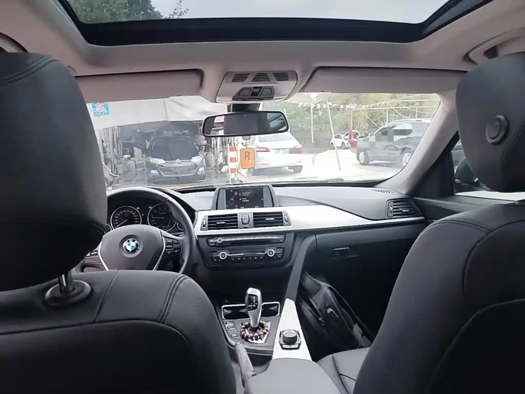 BMW 3 Series GT — миниатюра 18