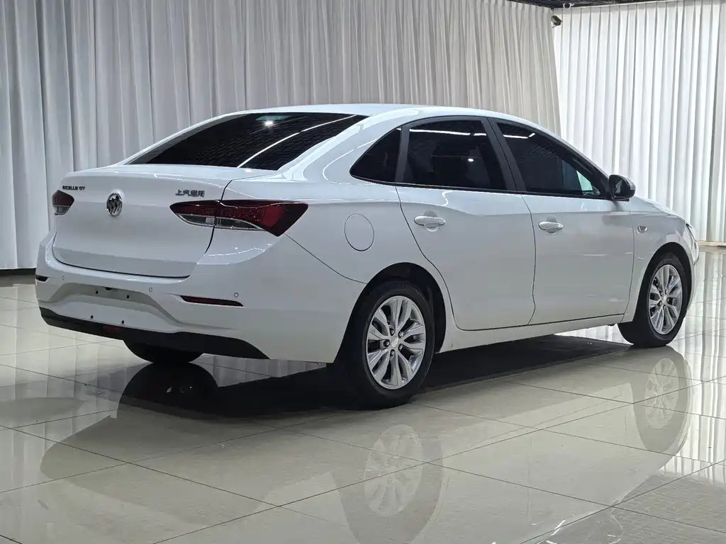 Buick Excelle — миниатюра 3