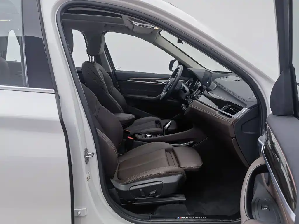 BMW X1 — миниатюра 23