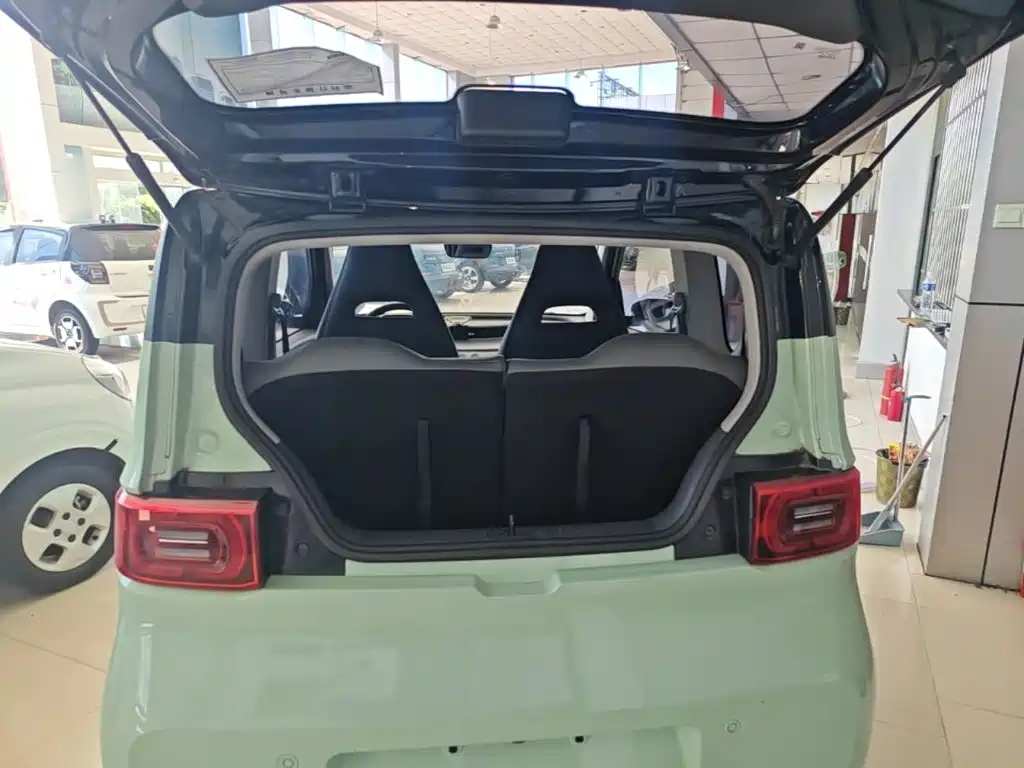 Wuling MINIEV — миниатюра 19