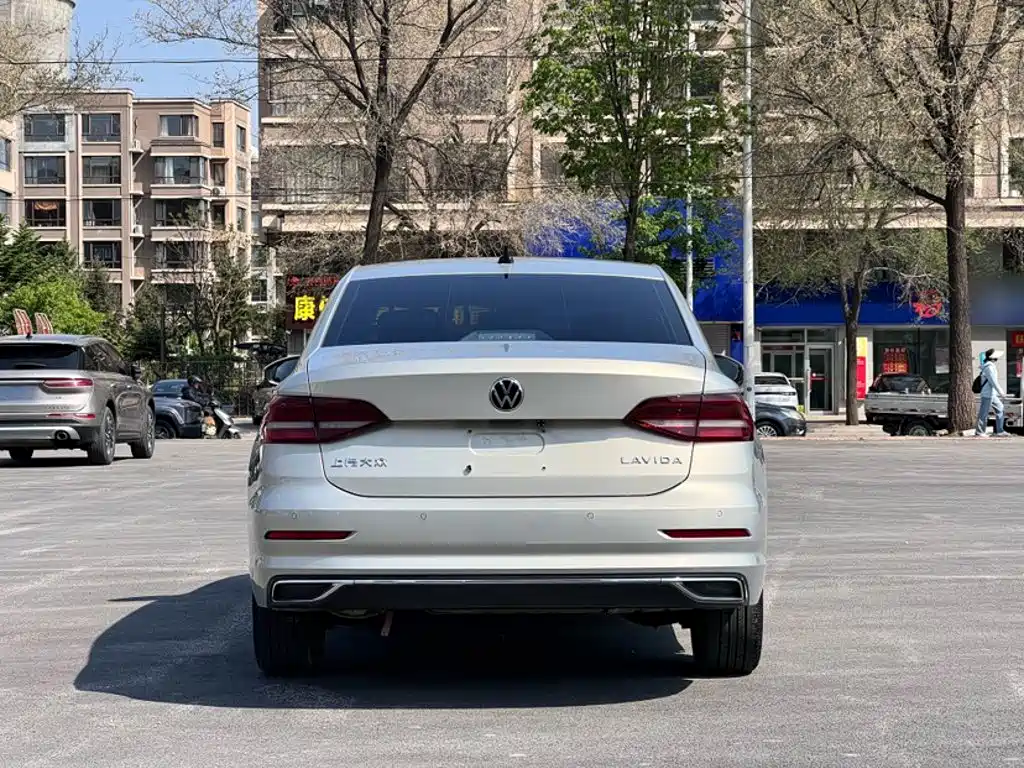 Volkswagen Lavida — миниатюра 11