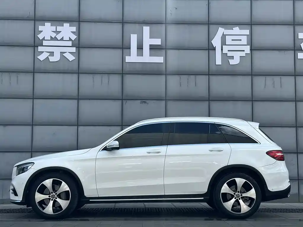 Mercedes-Benz GLC — миниатюра 10