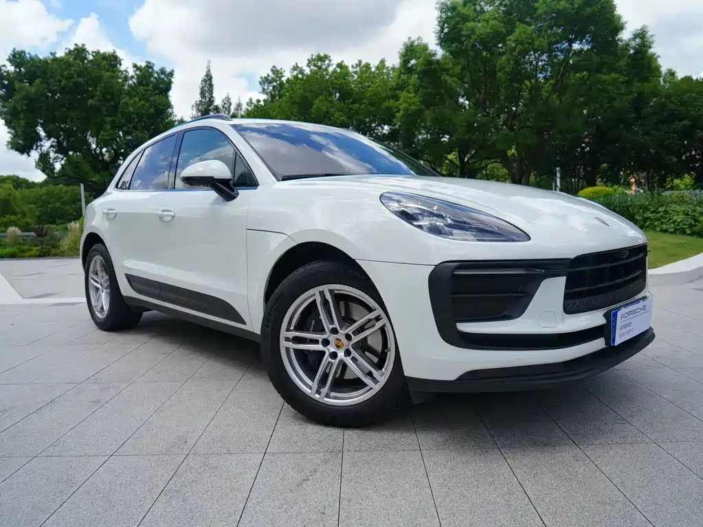 Porsche Macan — миниатюра 16