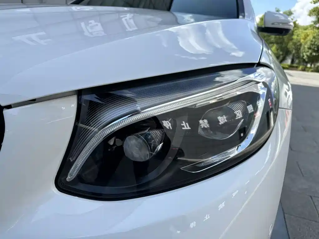 Mercedes-Benz GLC — миниатюра 24
