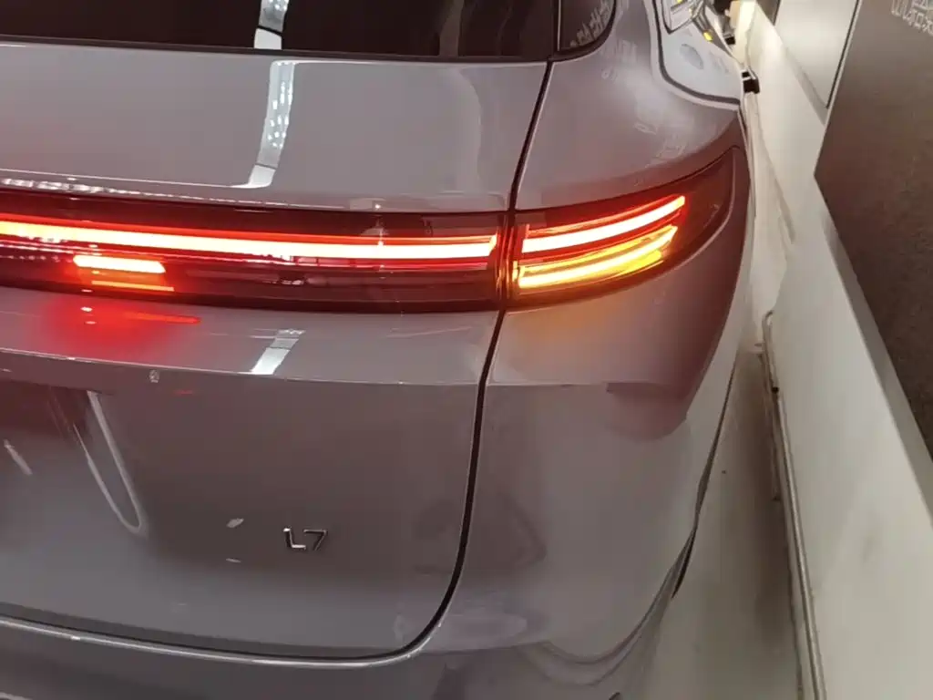 Li Auto Li L7 — миниатюра 8