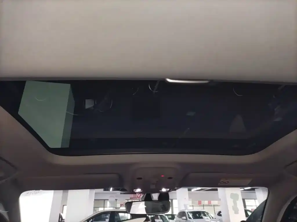 Audi Q2L — миниатюра 18