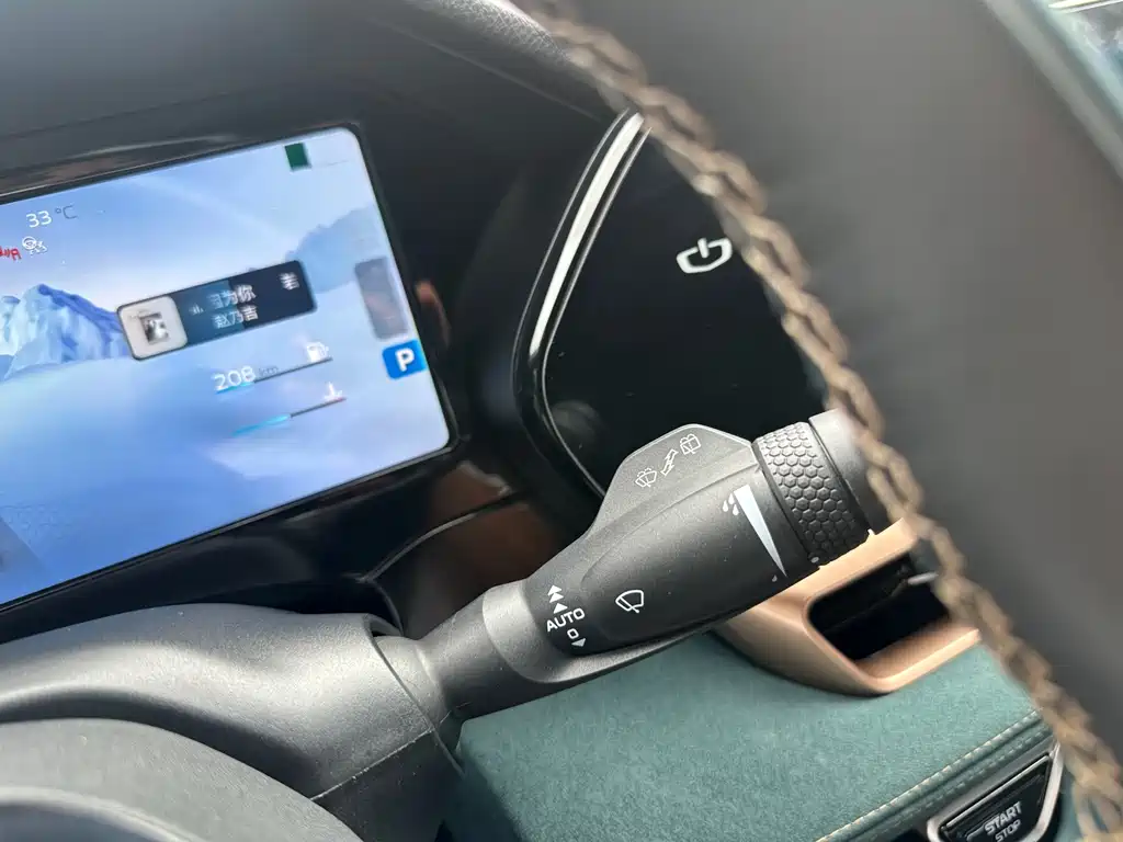 Geely Xingyue L — миниатюра 9