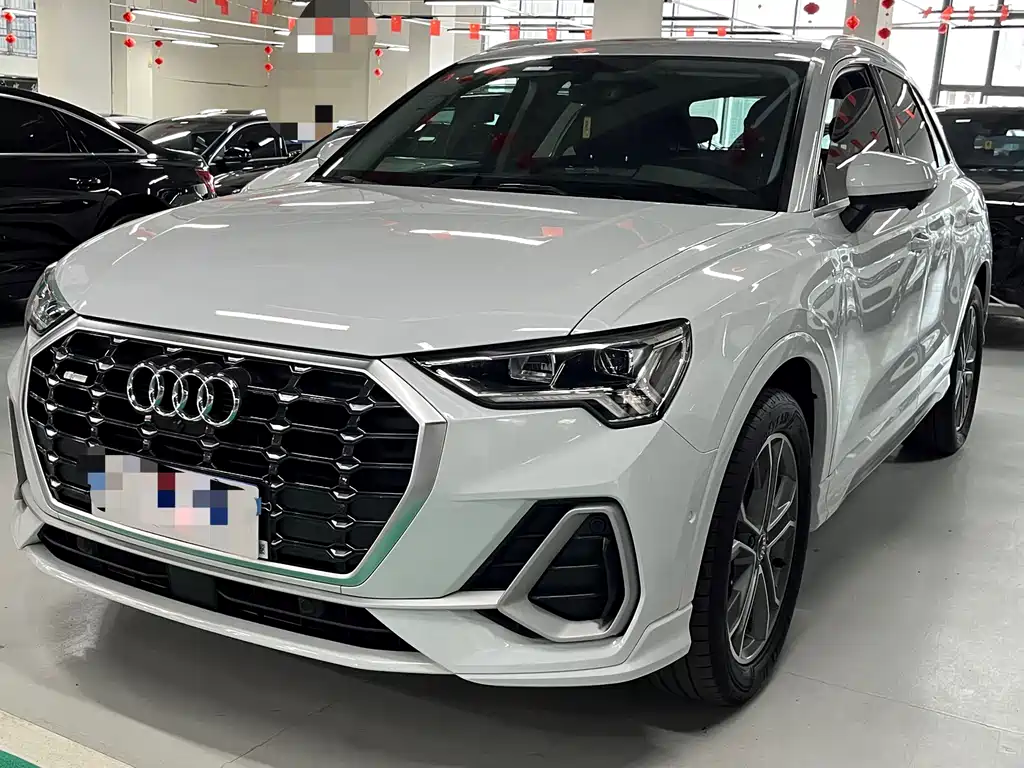 Audi Q3 2021