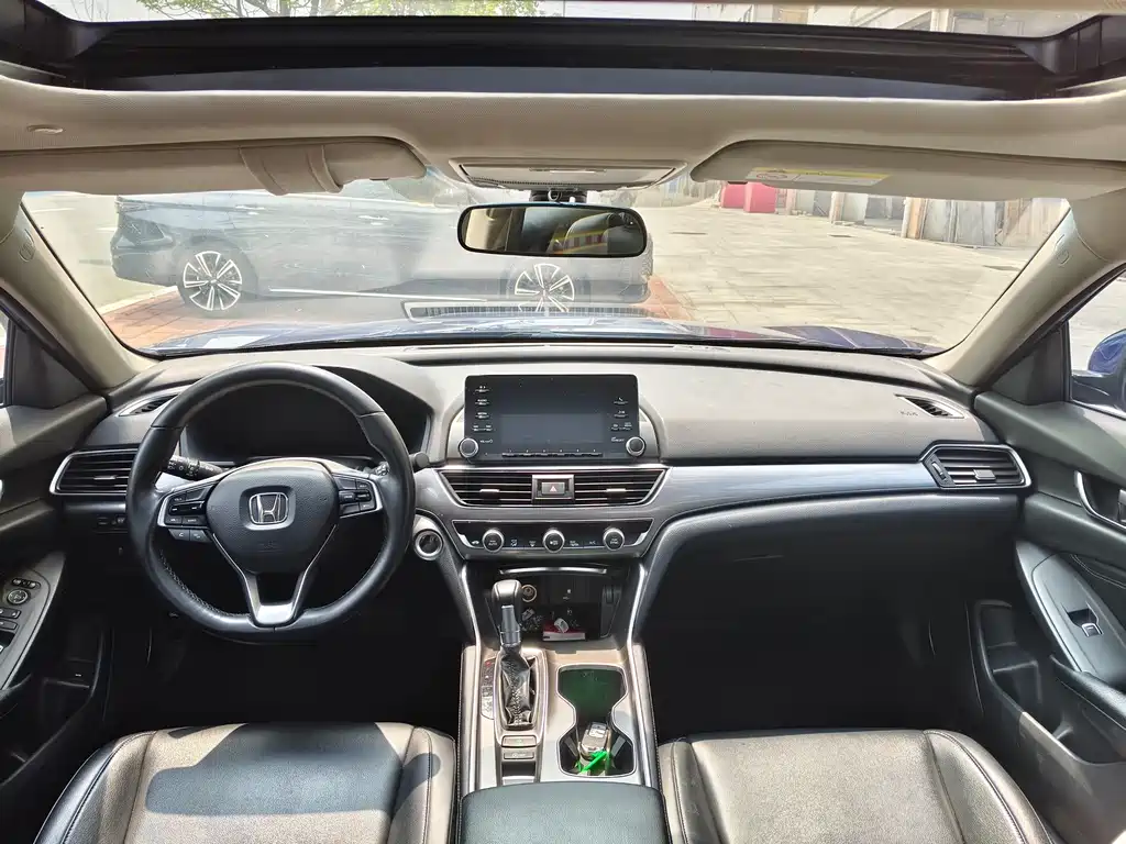 Honda Accord 2018 260TURBO Elite V