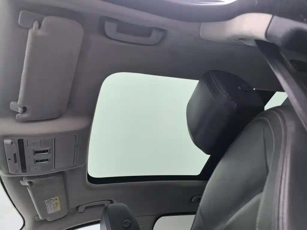 Jaguar F-PACE — миниатюра 14