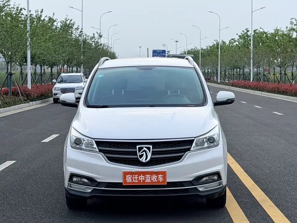Baojun 730 1.5T CVT Fashion Type 7 seats China VI, фото 2