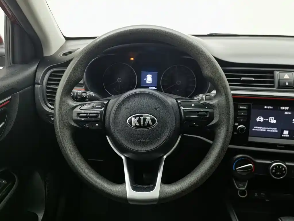Kia KX Cross — миниатюра 11