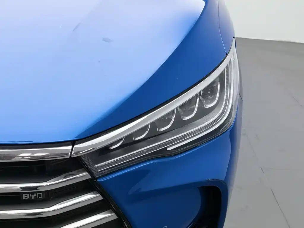 BYD Song MAX MAX 2017 1.5T AT Luxury 7 мест