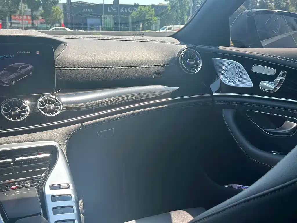 Mercedes-Benz AMG GT — миниатюра 15
