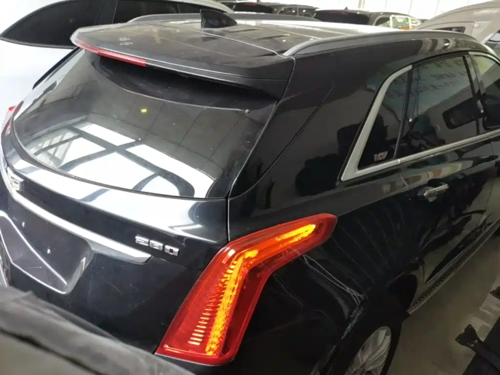 Cadillac XT5 — миниатюра 7