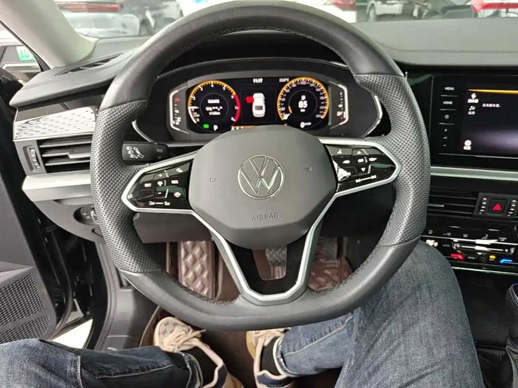 Volkswagen Passat — миниатюра 11
