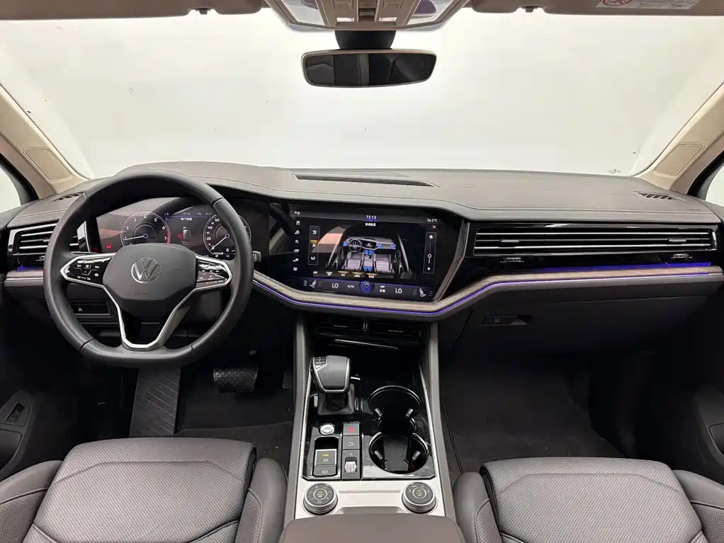 Volkswagen Touareg — миниатюра 10
