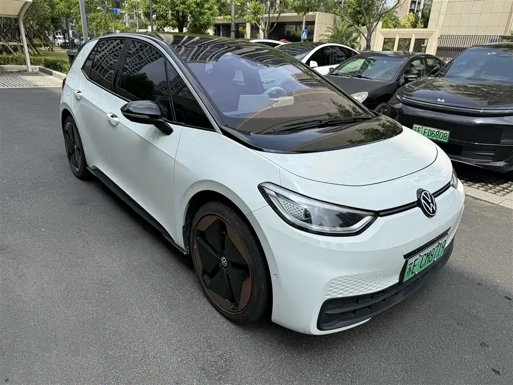 Volkswagen ID.3 — миниатюра 2