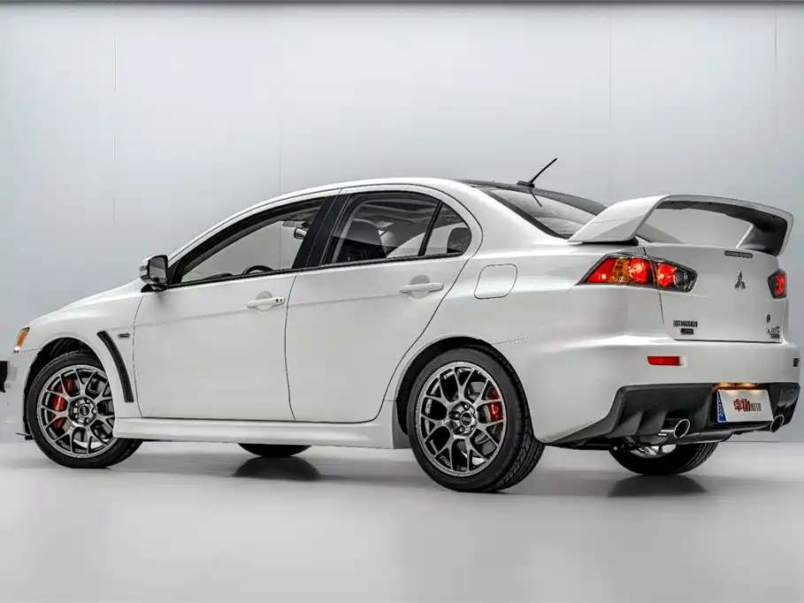 Mitsubishi Lancer — миниатюра 5