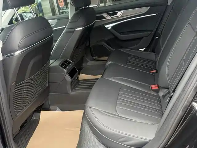 Audi A6L — миниатюра 13