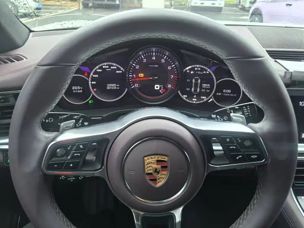 Porsche Panamera — миниатюра 6