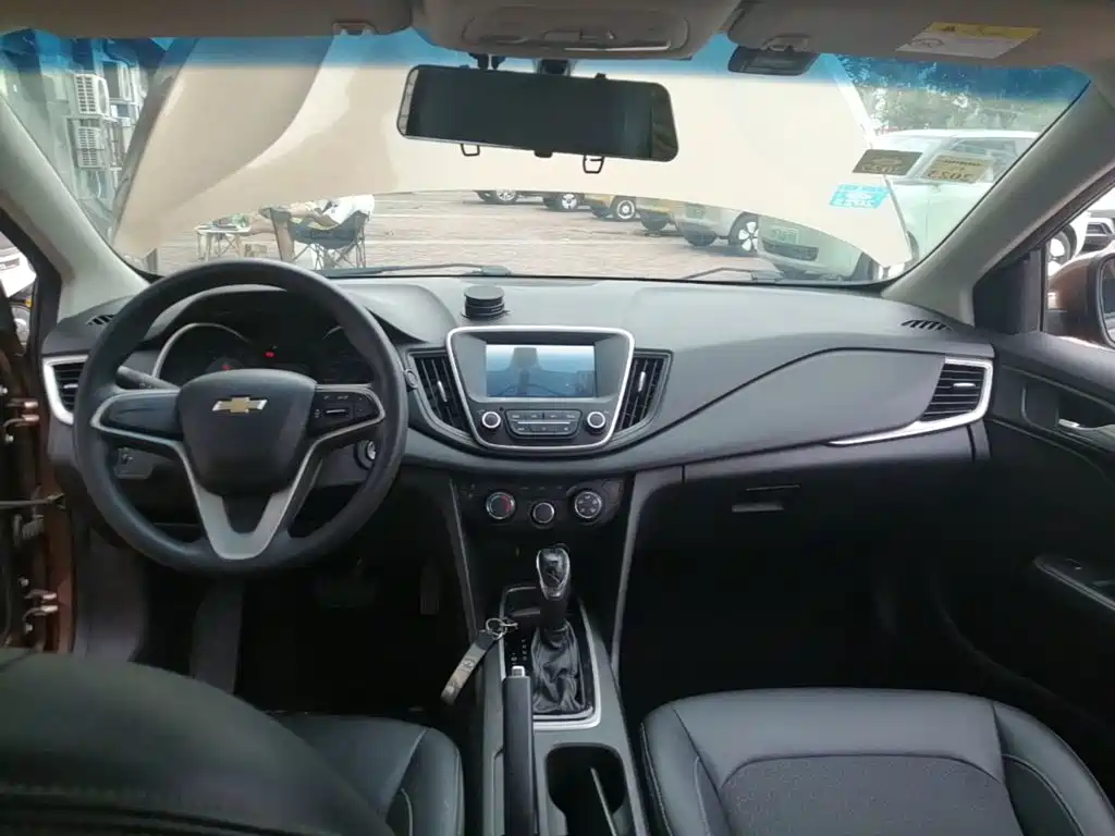 Chevrolet Cavalier — миниатюра 10