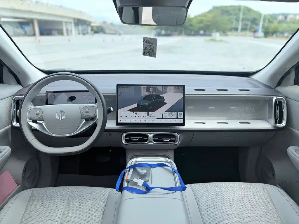 Leapmotor Leapmotor B10 — миниатюра 9