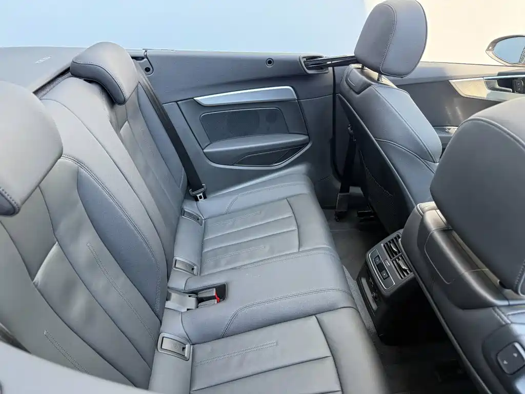 Audi A5 (Import) — миниатюра 12