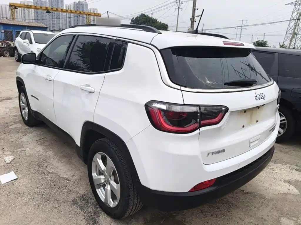 Jeep Compass — миниатюра 5