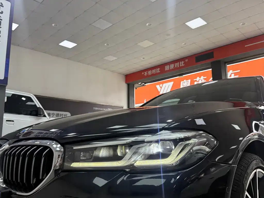 BMW 5 Series — миниатюра 18