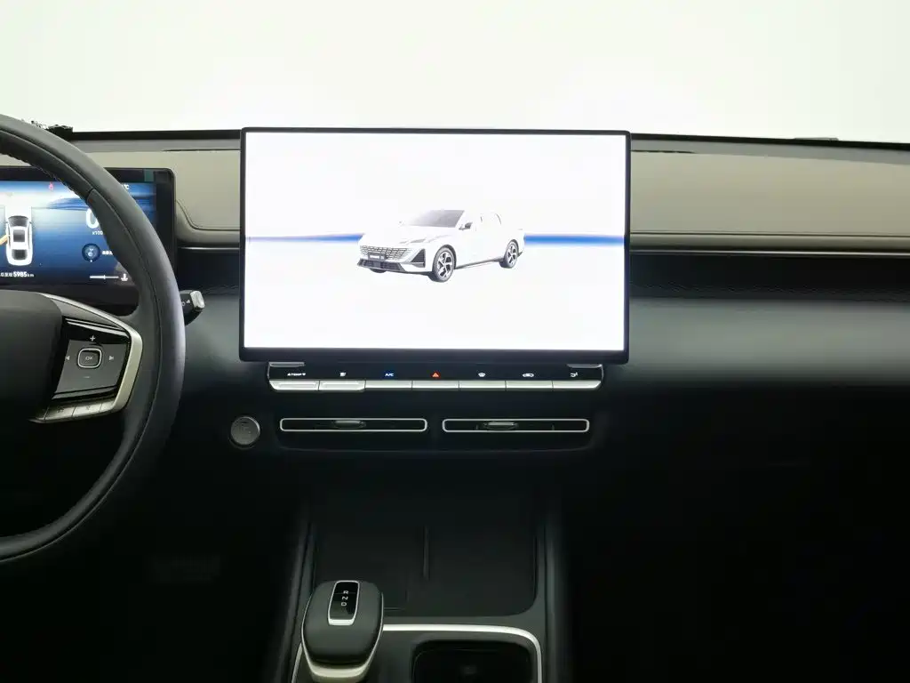 Changan Eado — миниатюра 12