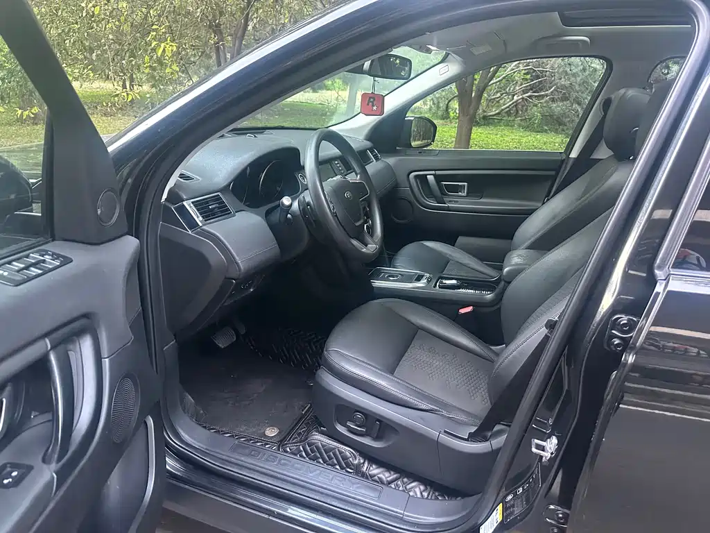Land Rover Discovery Sport — миниатюра 4