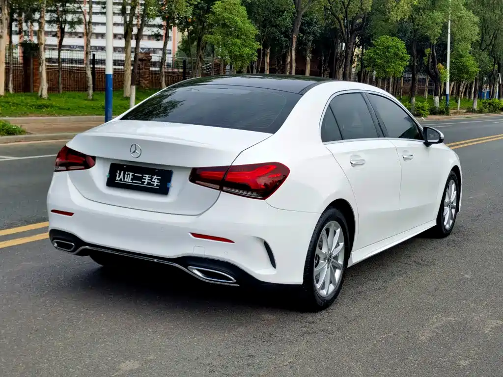 Mercedes-Benz A-Class — миниатюра 7