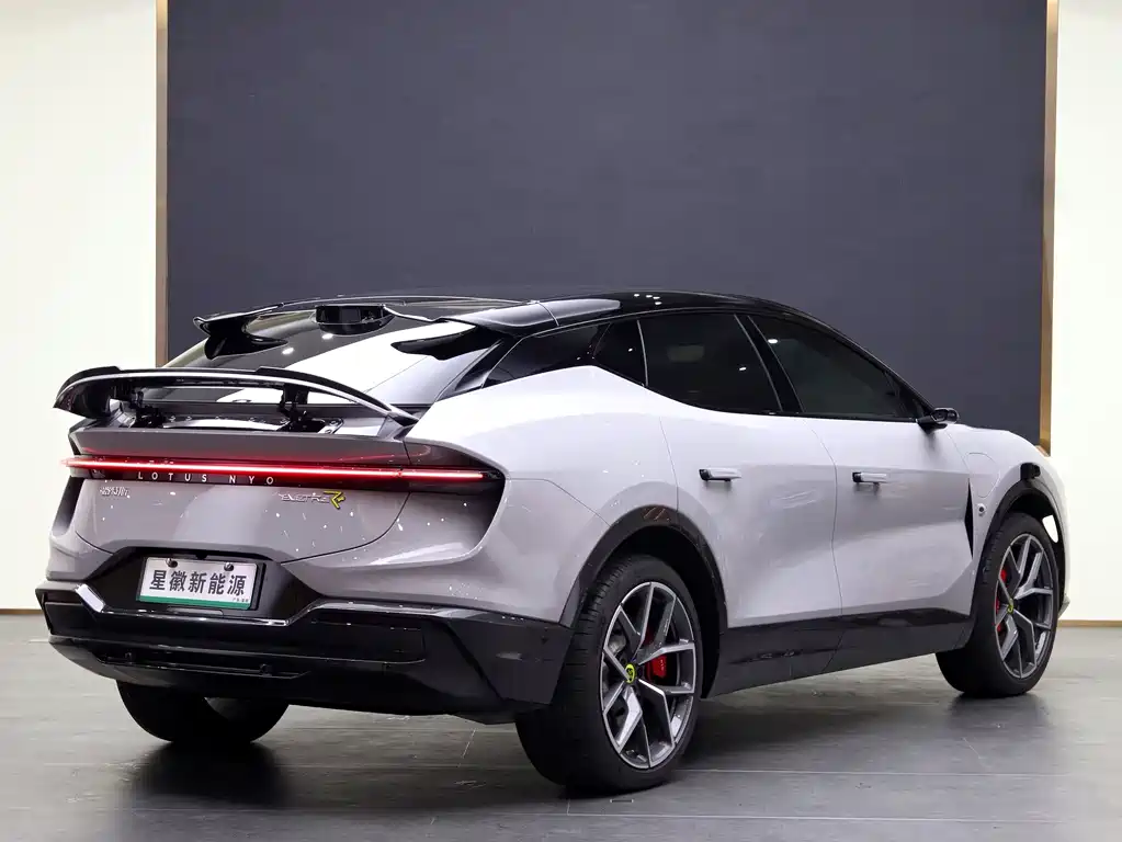 LOTUS SPORTS CAR ELETRE