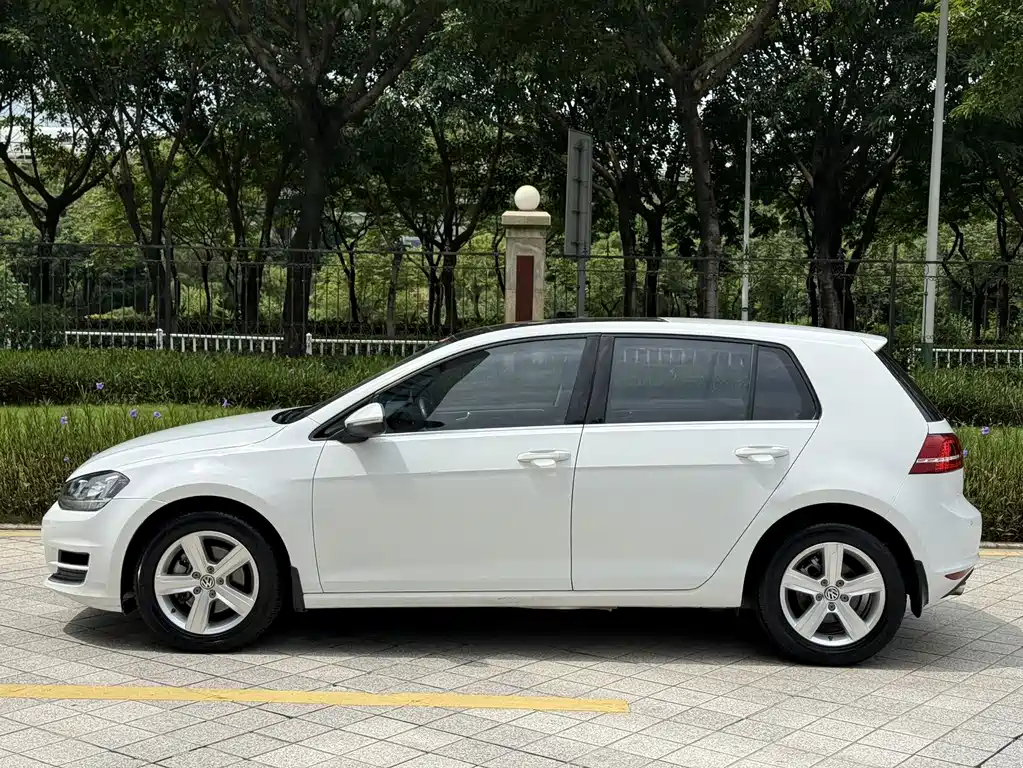 Volkswagen Golf — миниатюра 8