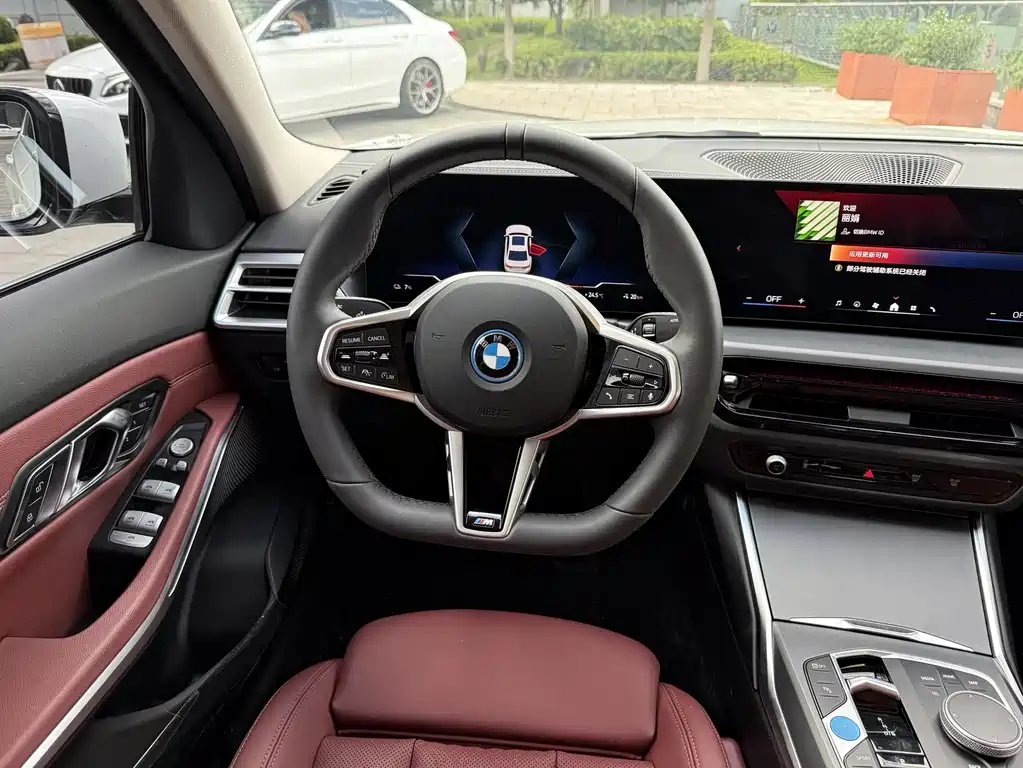 BMW i3 — миниатюра 8