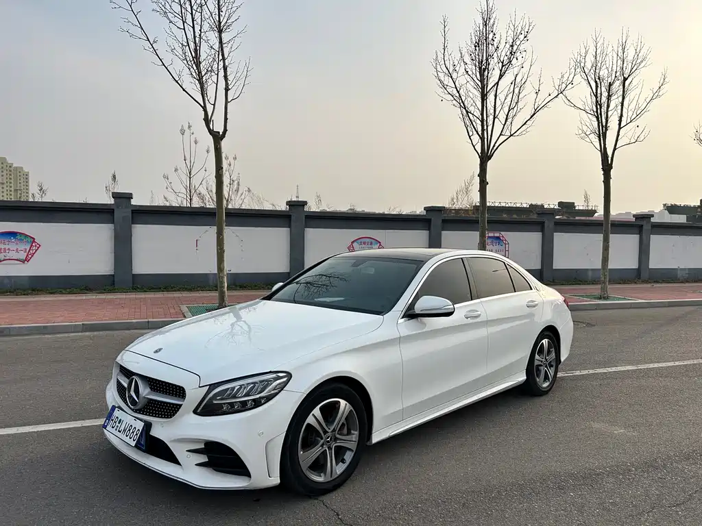 Mercedes-Benz C-Class 2019