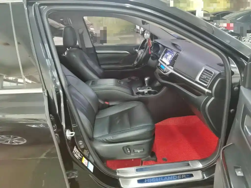 Toyota Highlander — миниатюра 25