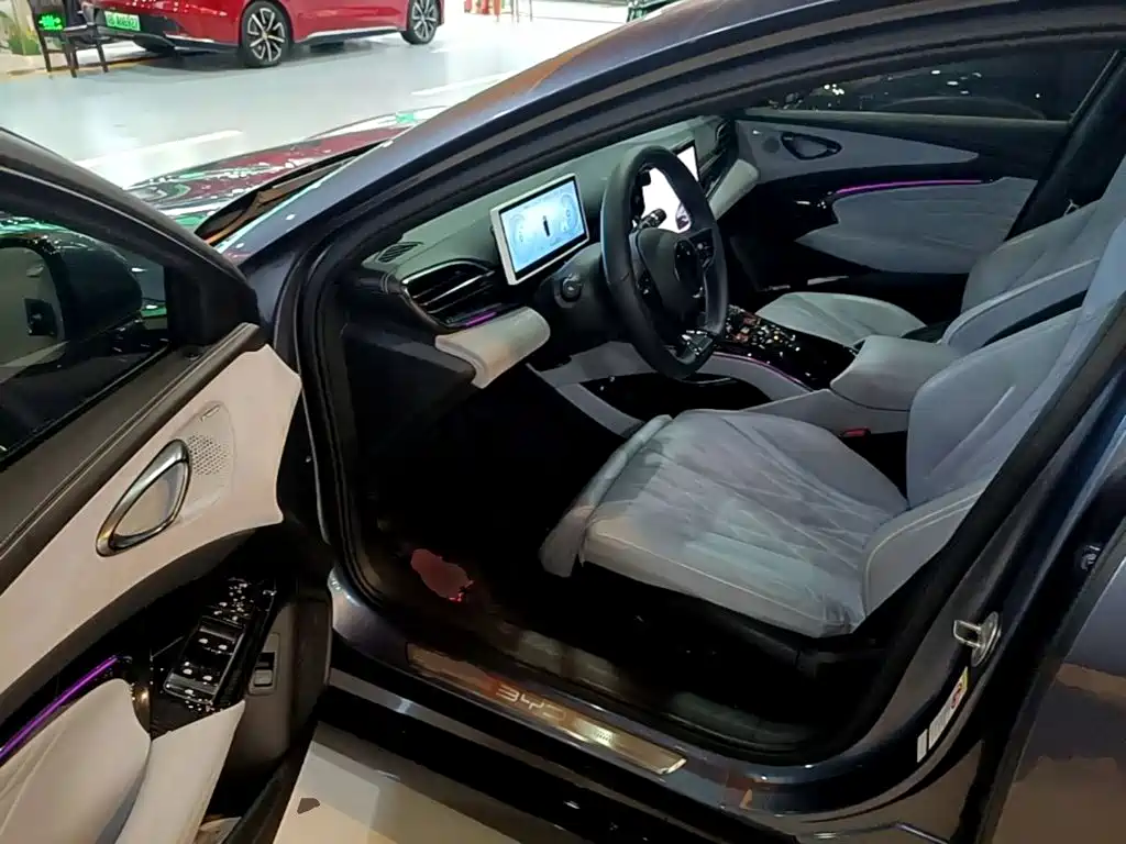 BYD Seal — миниатюра 12