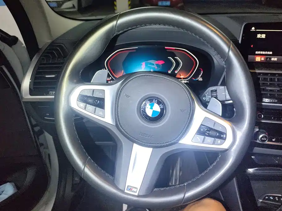 BMW X3 — миниатюра 15