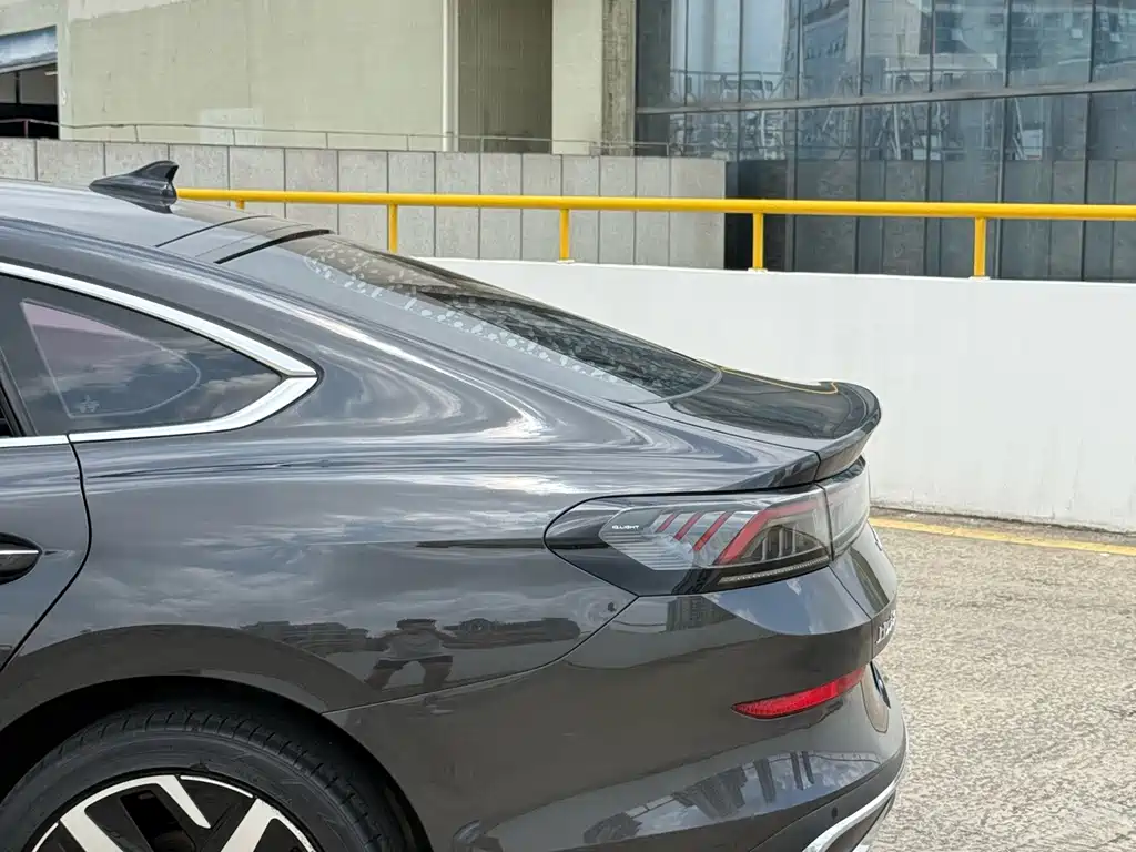 Volkswagen Lamando — миниатюра 4
