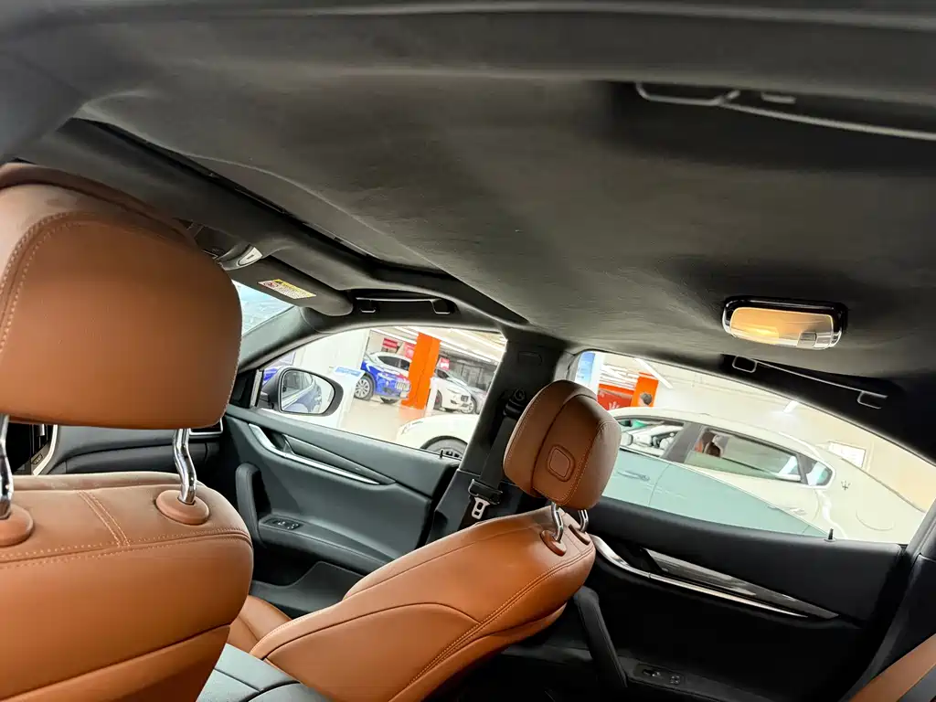 Maserati Ghibli — миниатюра 8