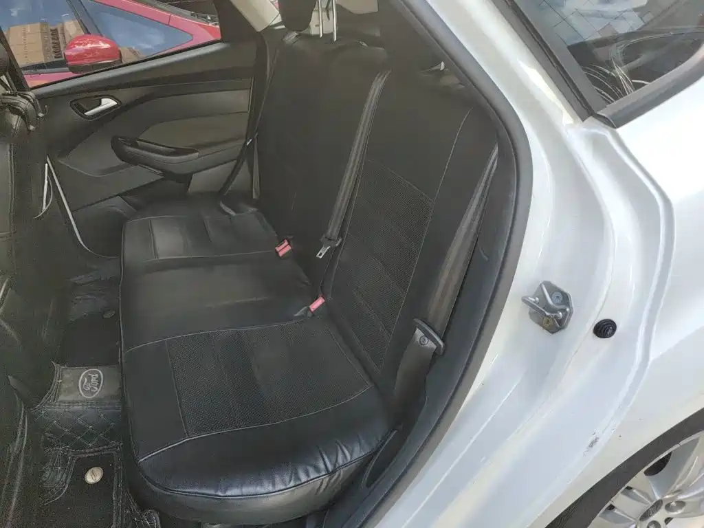 Ford Focus — миниатюра 13