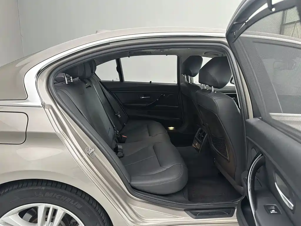 BMW 3 Series — миниатюра 15
