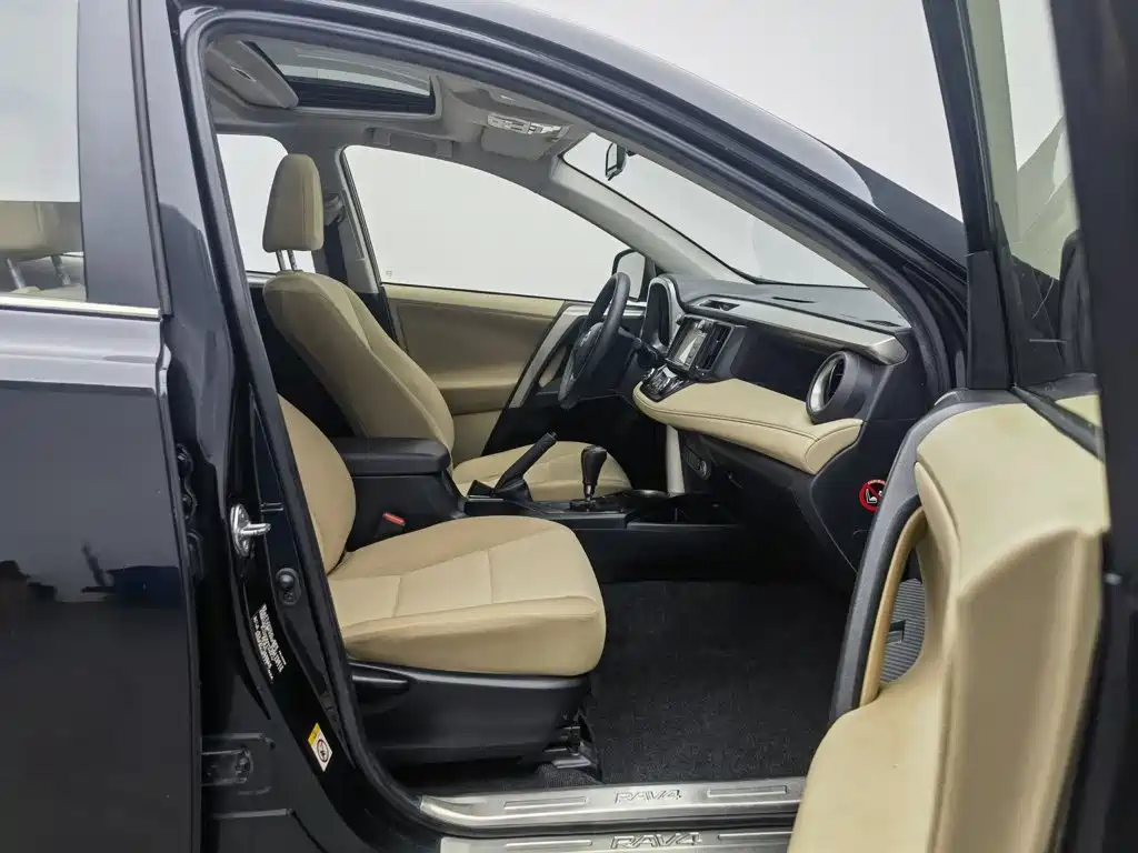 Toyota RAV4 — миниатюра 23