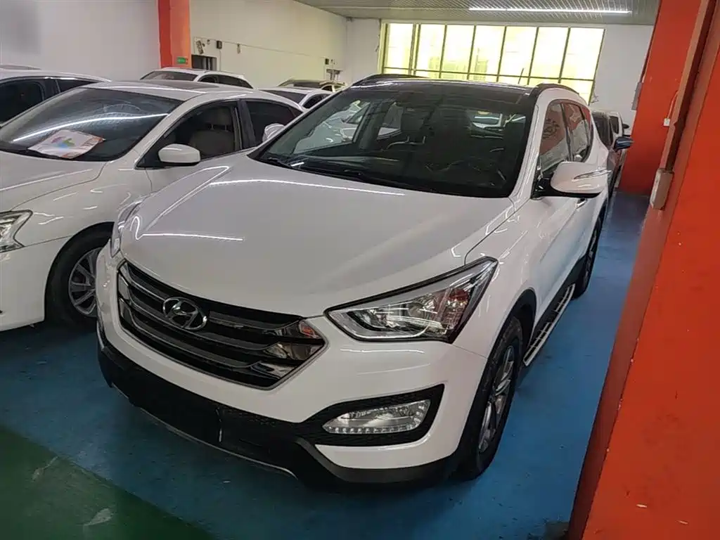 Hyundai Santa Fe 2016