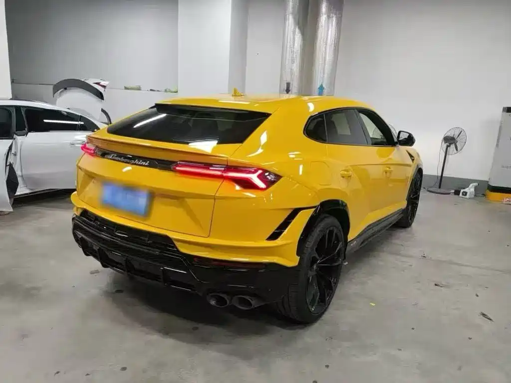 Lamborghini Urus — миниатюра 2
