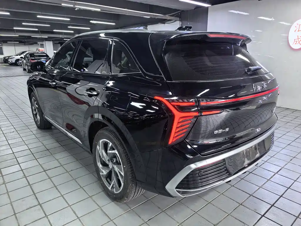 Hongqi HS3 PHEV 2024 115km