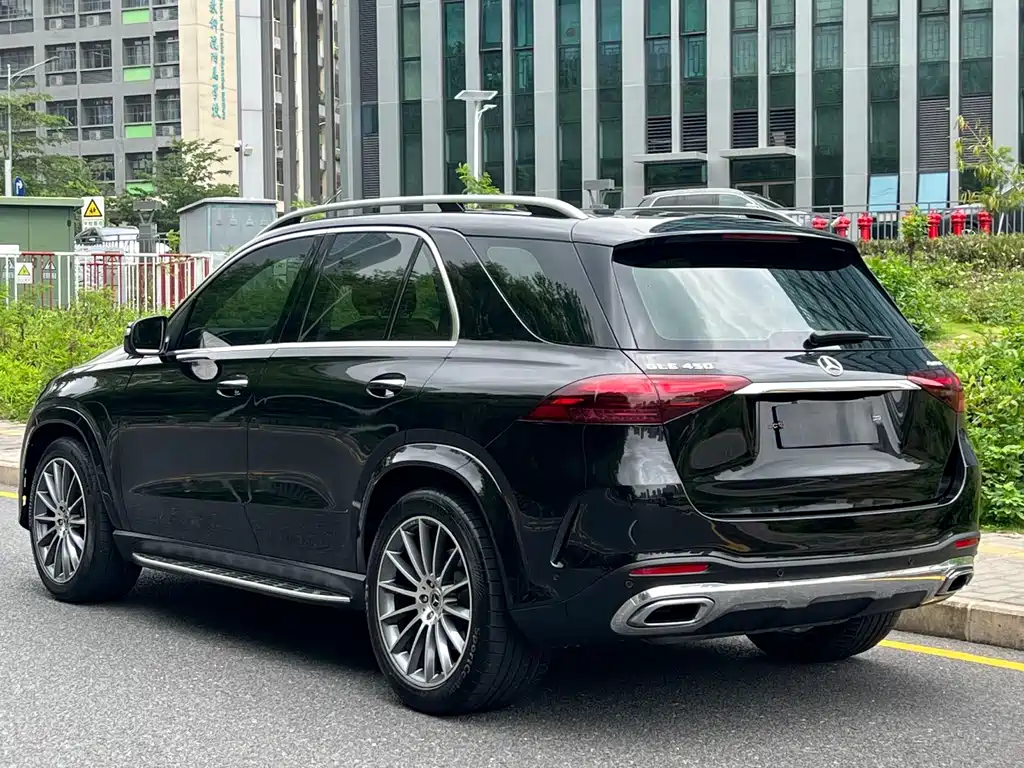 Mercedes-Benz GLE (Import) — миниатюра 9